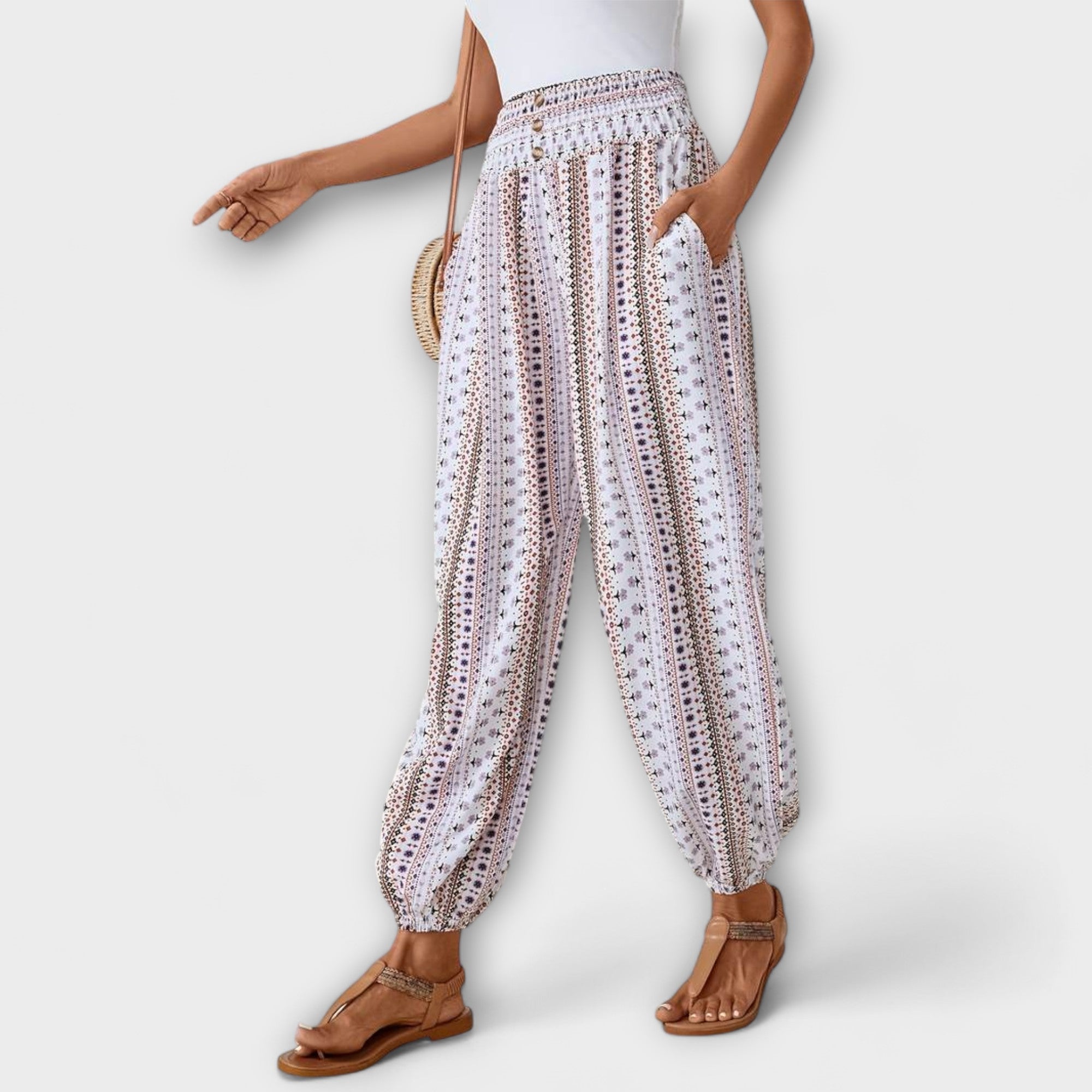 Élise™ - Tights with Ethnic Graphic