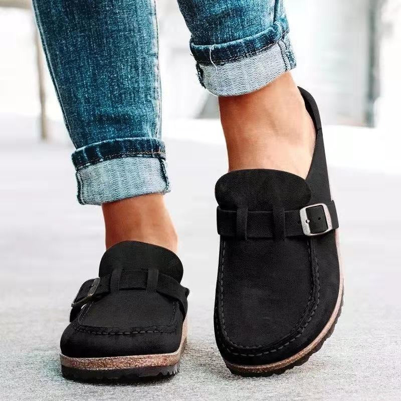 Élise™ – Comfortable Slippers with Buckle Detail
