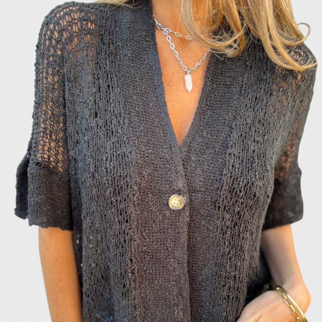 Élise™ - Women's Solid Color Top with One Button