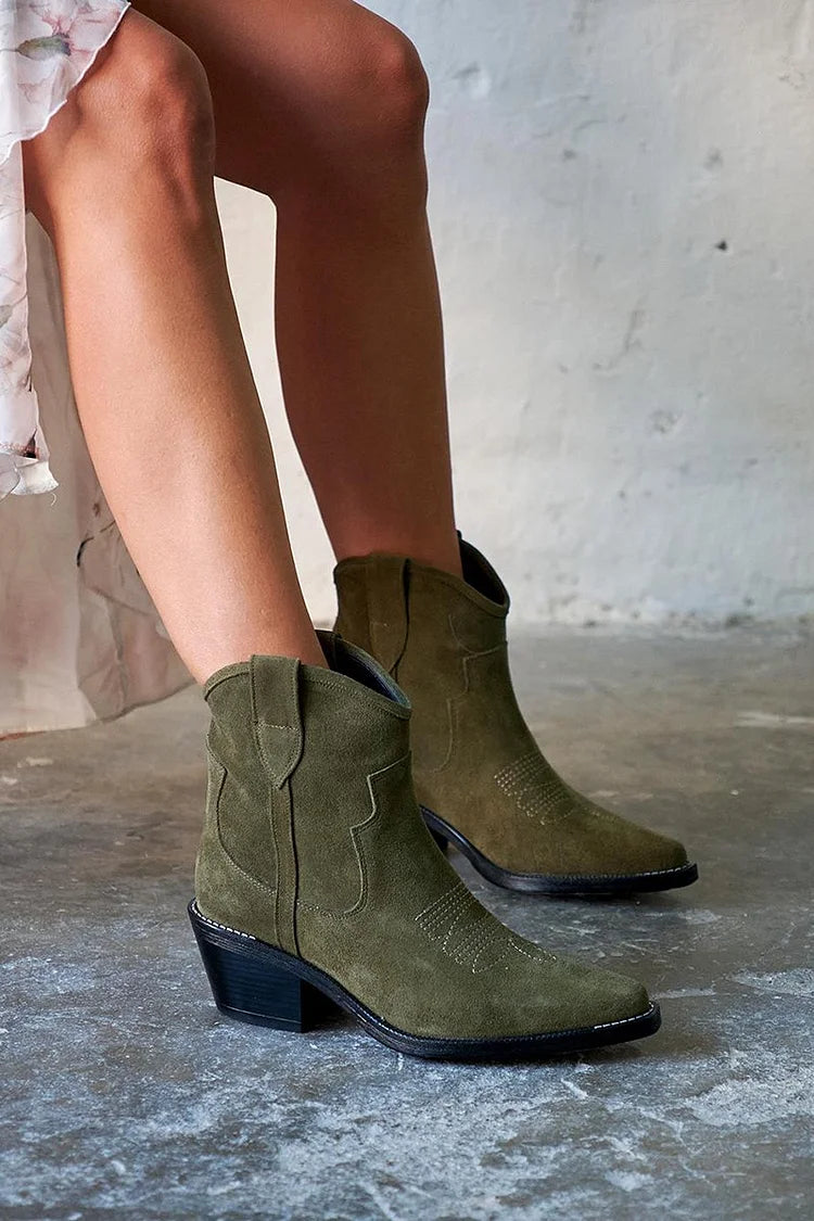 Élise™ - Short Suede Ankle Boots