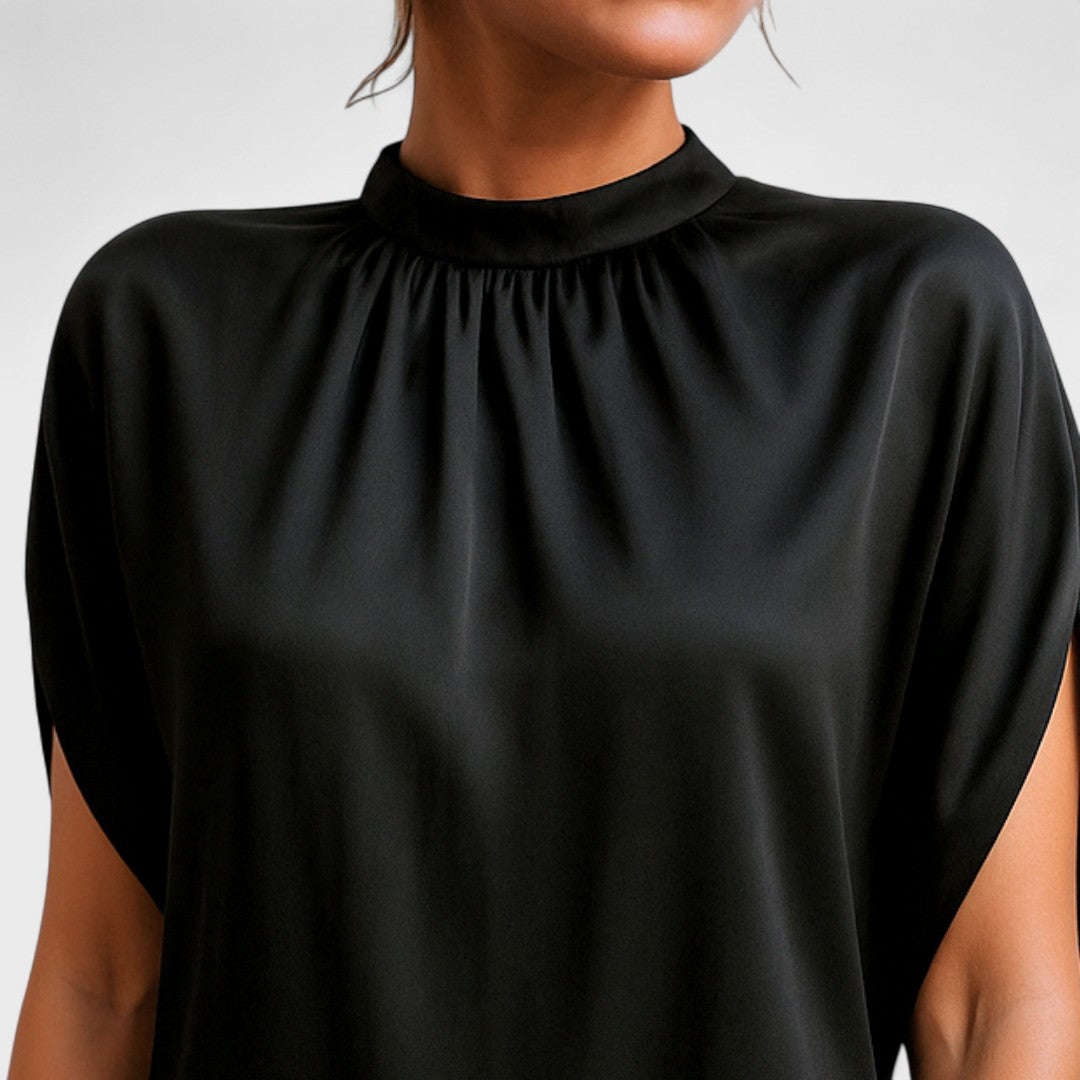 Élise™ – Elegant and Figure-Hugging Dress