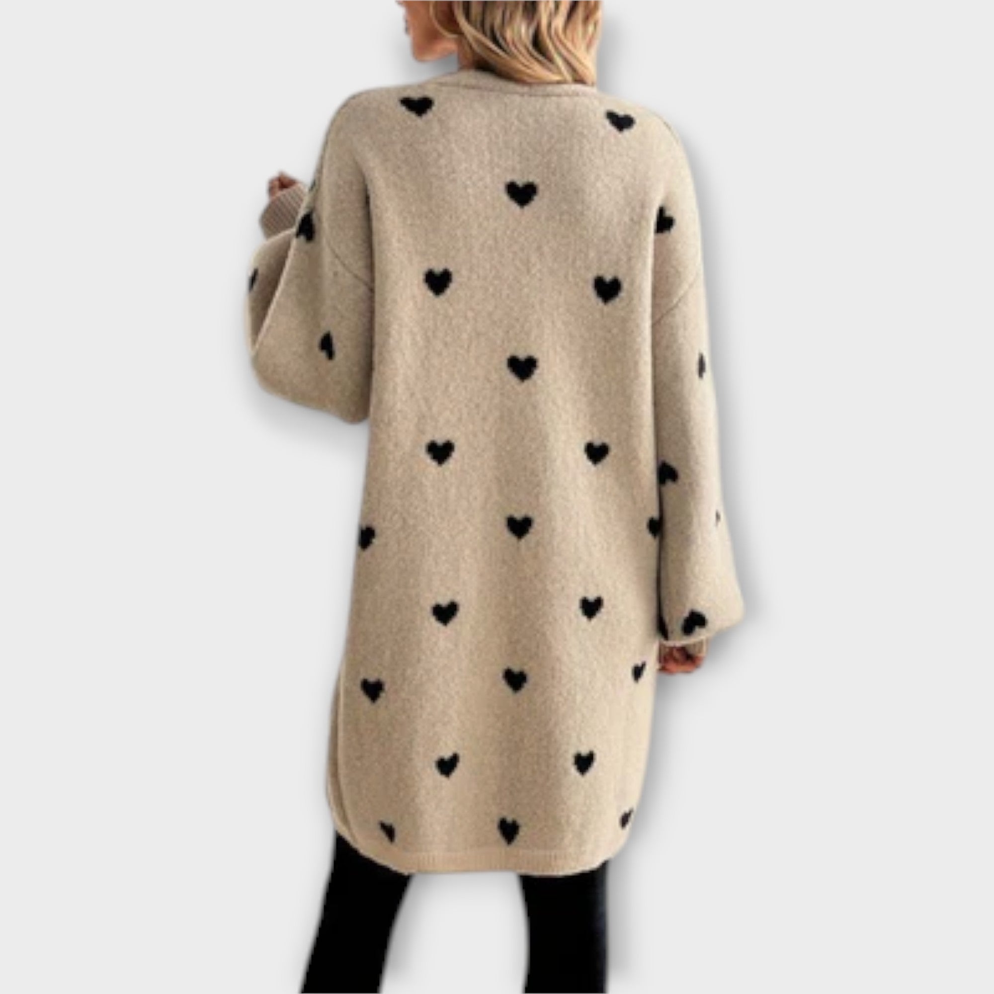 Élise - Heart Pattern Cardigan