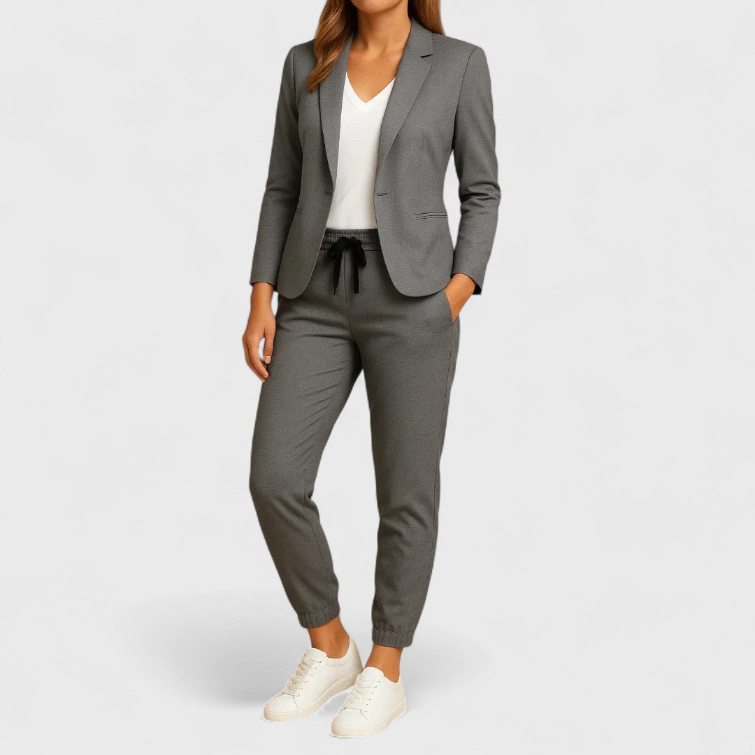 Élise™ - Elegant Suit with Jacket and Trousers