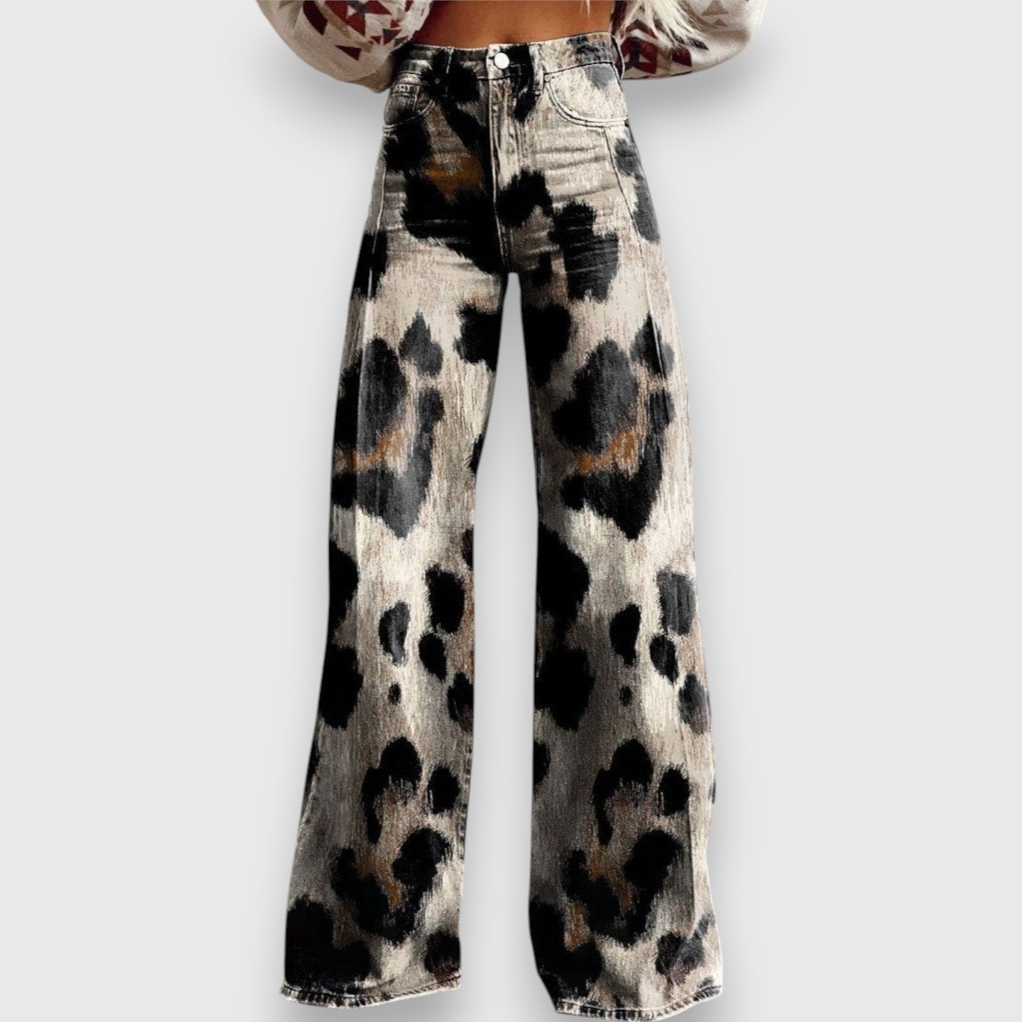 Élise™ – Statement Jeans with a Bold Pattern