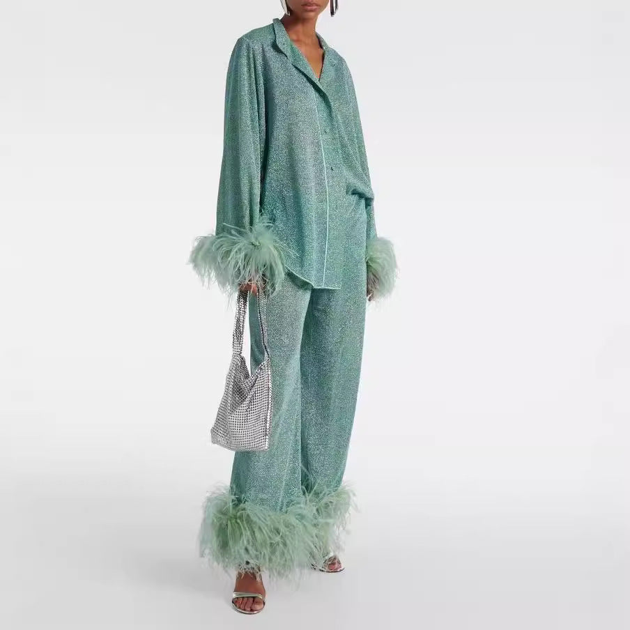 Élise™ - Two-Piece Set with Feather Collar