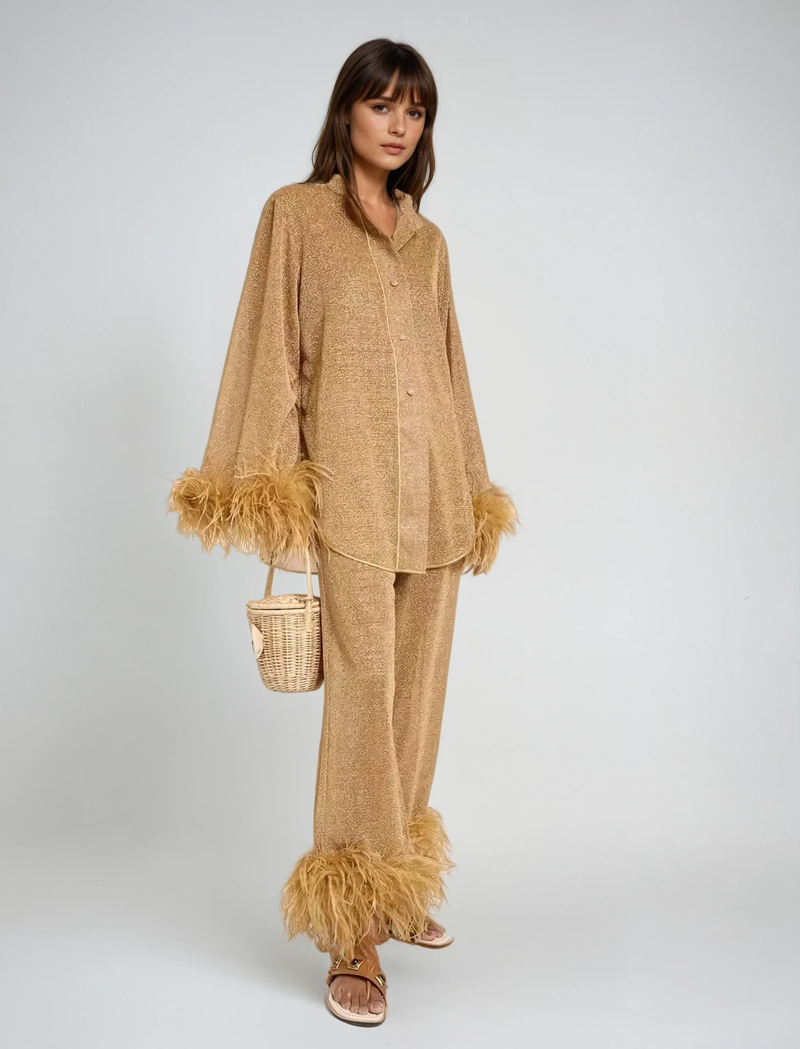 Élise™ - Two-Piece Set with Feather Collar