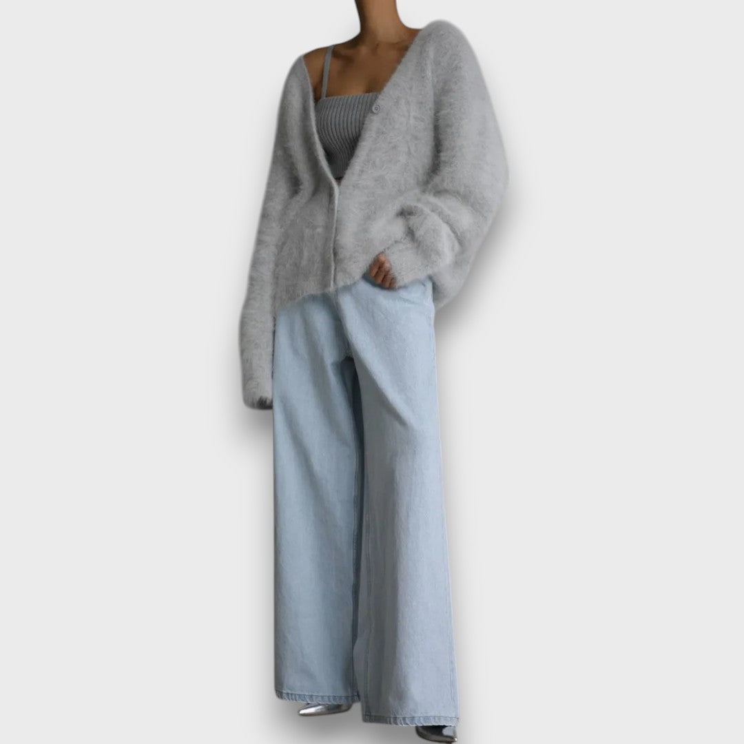 Élise – Soft Cardigan with Classic Cut