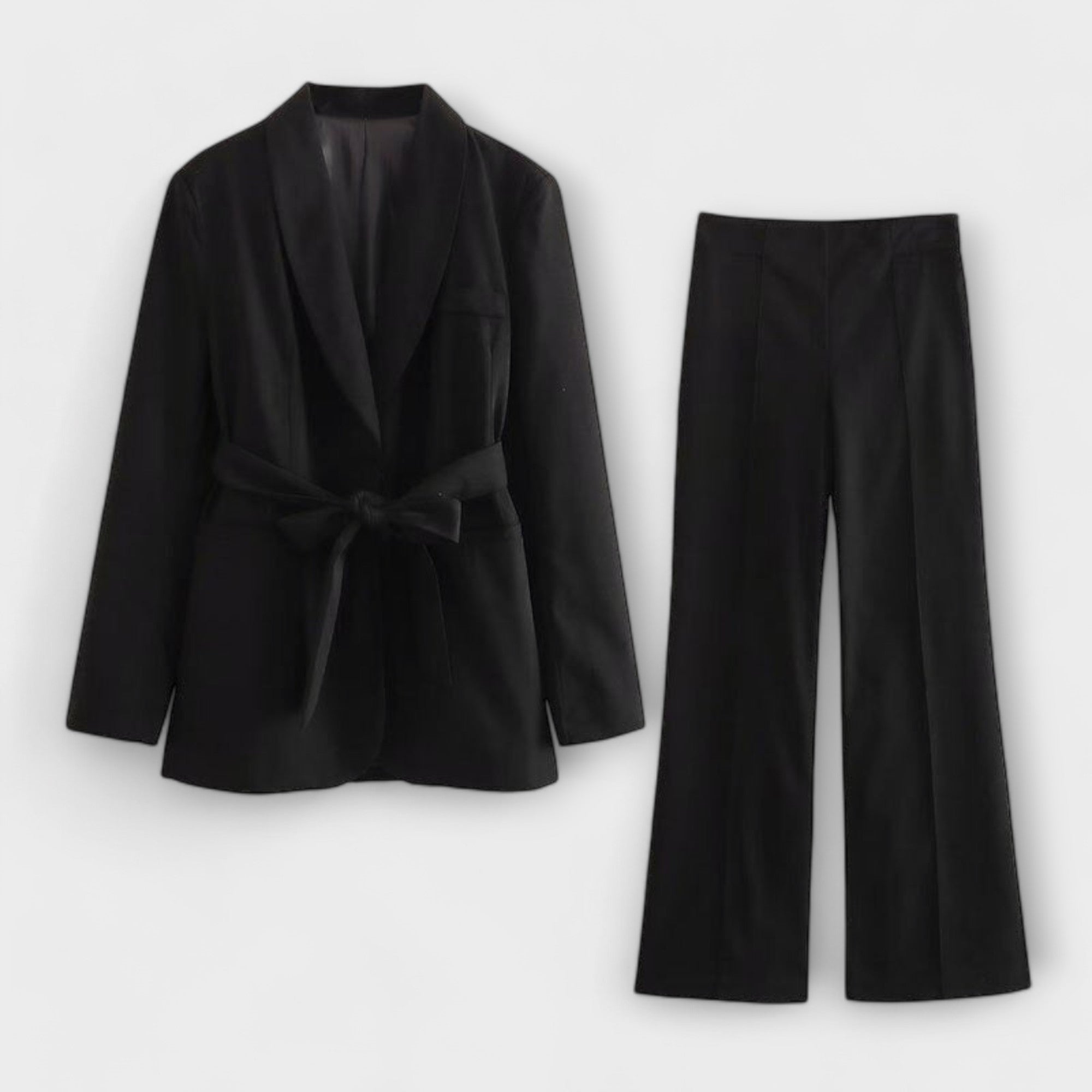 Élise™ Two-Piece Set