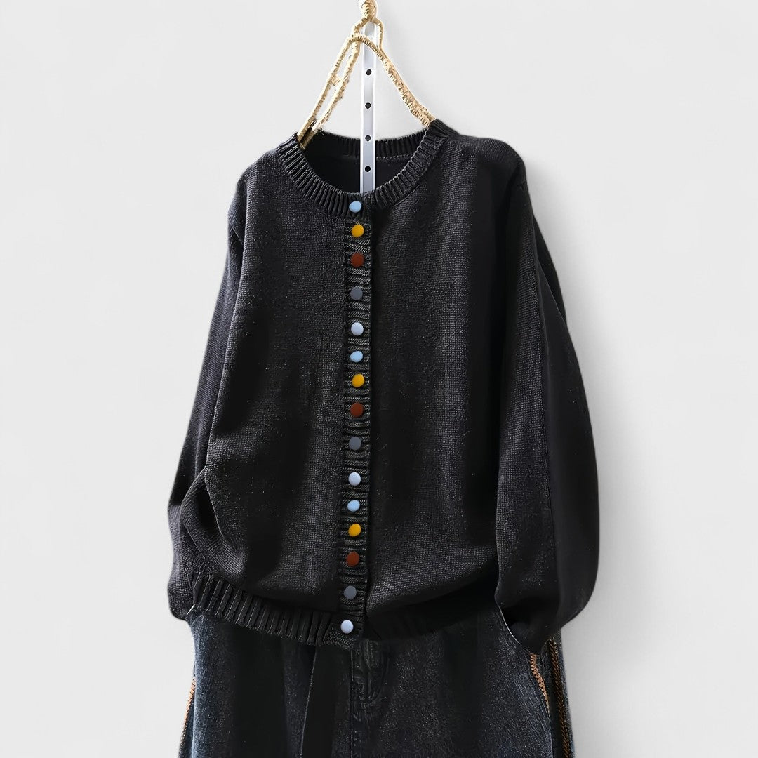 Élise - Cozy and Chic Cardigan