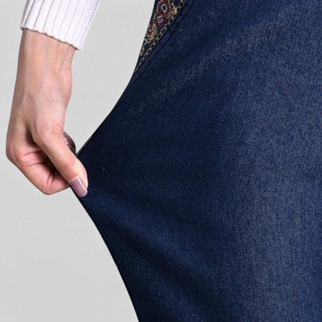 Élise™ - Women's Jeans with Side Pockets and Elastic Waist